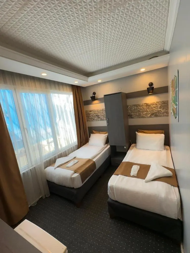 Moonlight Suit Hotel Taksim 伊斯坦布尔 0*,  土耳其